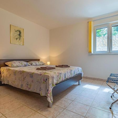 Apartment Pula Lucefinka II Bagian luar foto